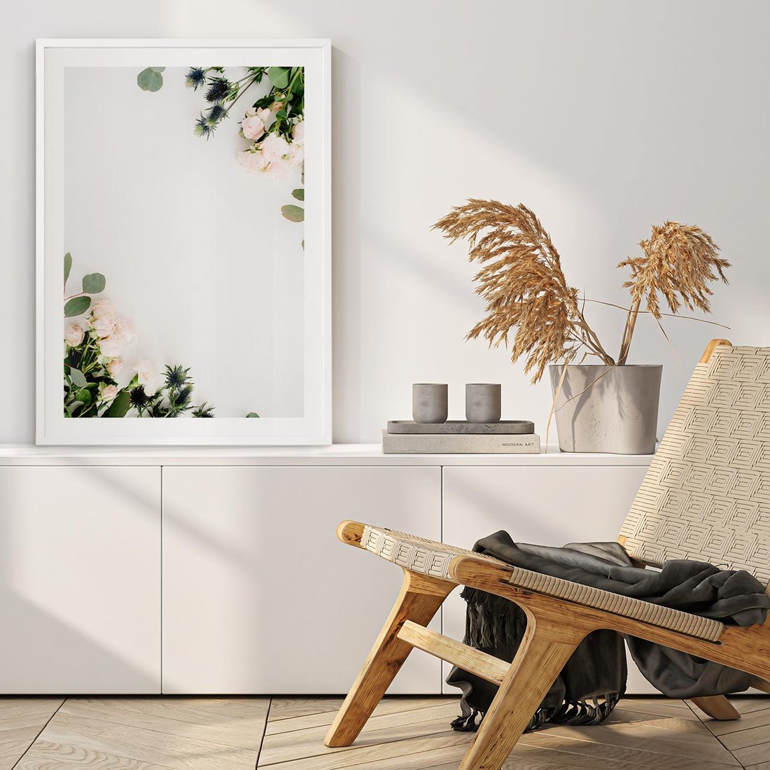 Plakat bez ramy 40x50 - Kompozycja z Białych Róż i Eukaliptusa - kompozycja z białych kwiatów na białym tle, róże