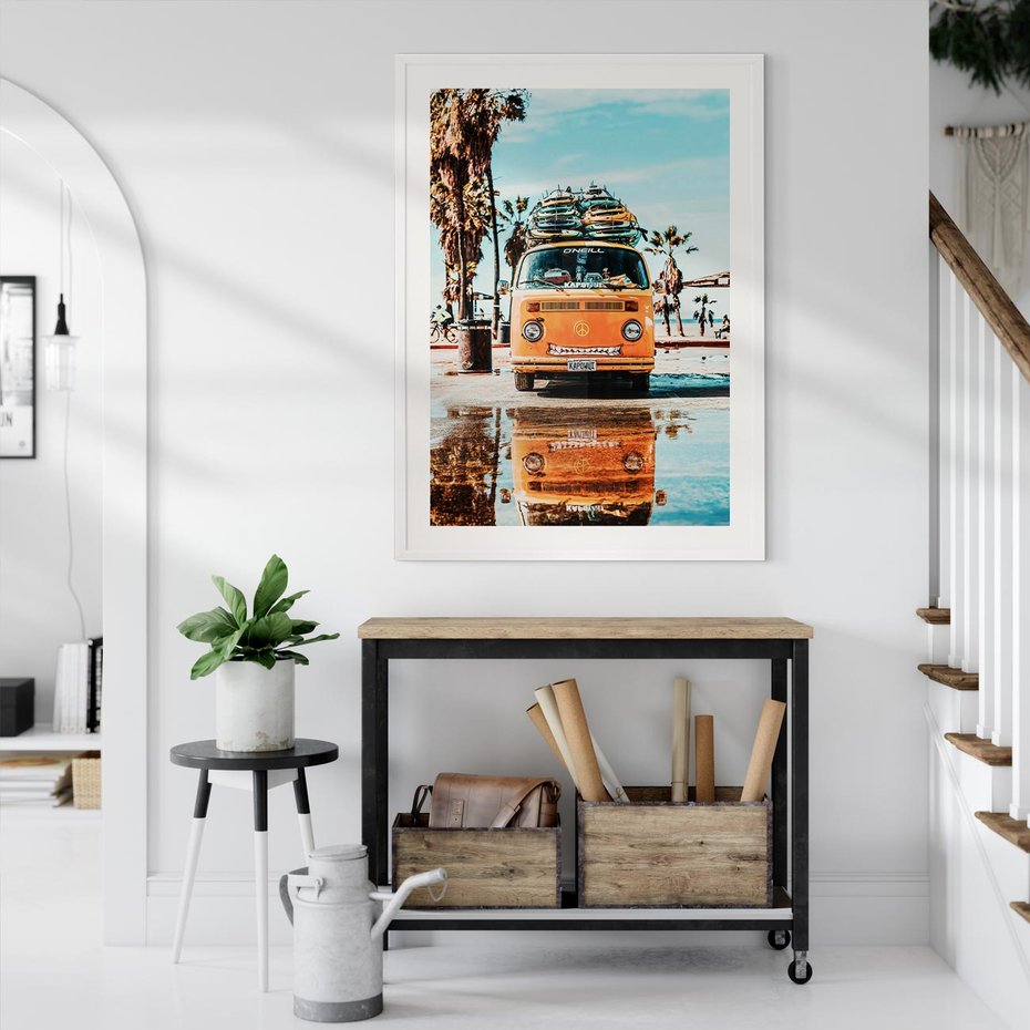 Plakat bez ramy 21x30 - Wakacje na Kółkach - kamper, deski surfingowe na dachu