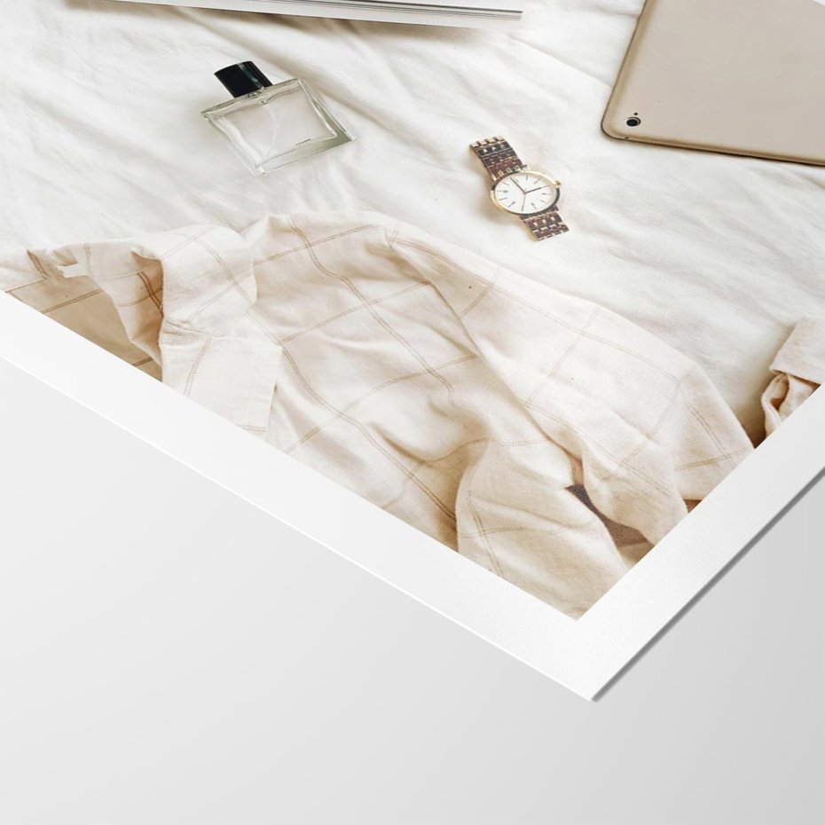 Plakat bez ramy 21x30 - Perfumy, Książka i Moda - kobieca kompozycja, perfumy