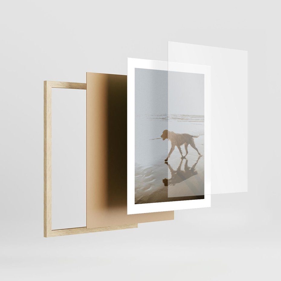 Plakat w ramie 30x40 - Przyjaciel na Plaży - pies, na plaży - rama drewno