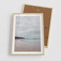 Plakat w ramie 50x70 - Mglista Plaża - plaża, mglisty krajobraz - rama drewno