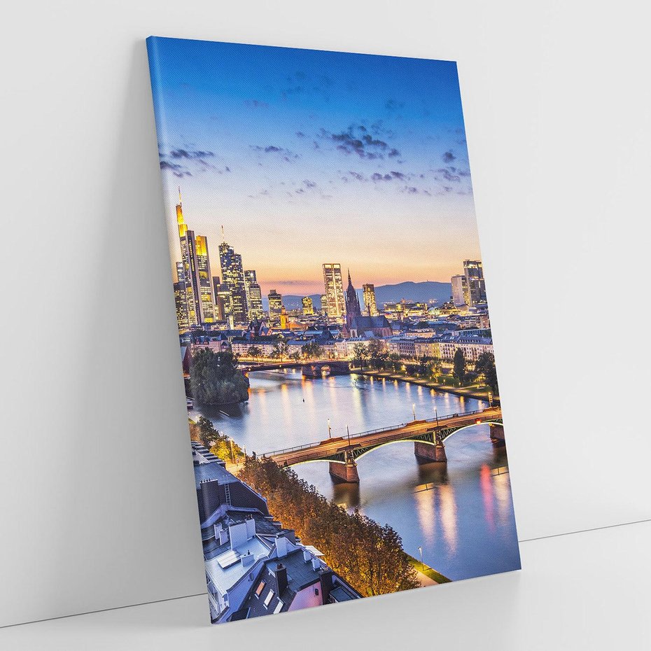 Obraz na płótnie 50x70 - Frankfurt - spotkanie tradycji i nowoczesności - Frankfurt, Niemcy