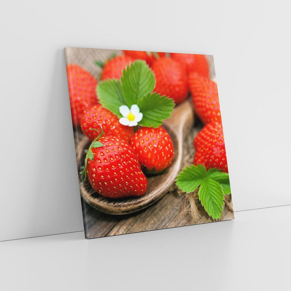 Obraz na płótnie 60x60 - Truskawki: owocowa ekstaza - truskawki, owoce