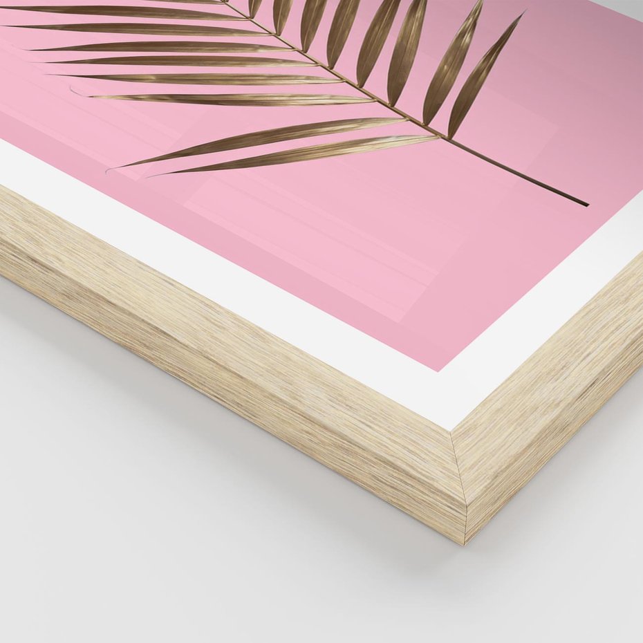 Plakat w ramie 50x70 - Promienie złotej palmy - złota, palma - rama drewno