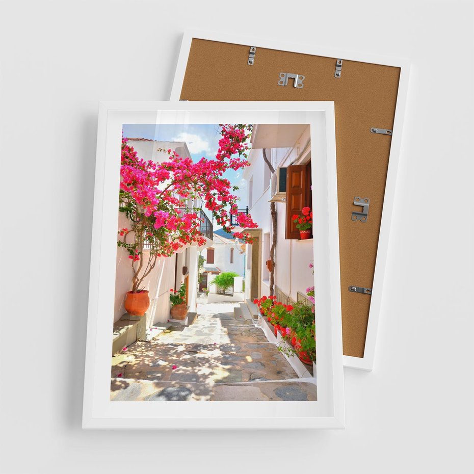 Plakat w ramie 50x70 - Kwiatowa uliczka wakacji - kwiaty, uliczka - rama biała
