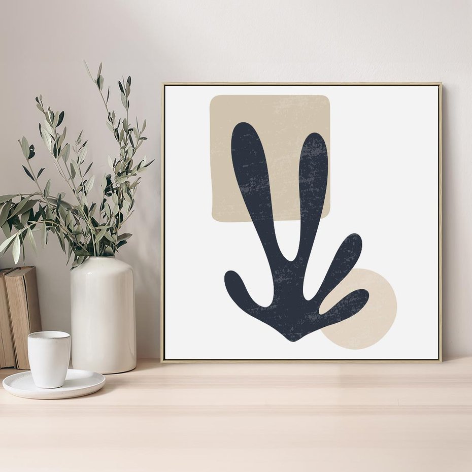 Obraz w ramie 50x50 - Granatowa Odsłona - minimalistyczna nowczesna grafika, styl matisse - rama drewno