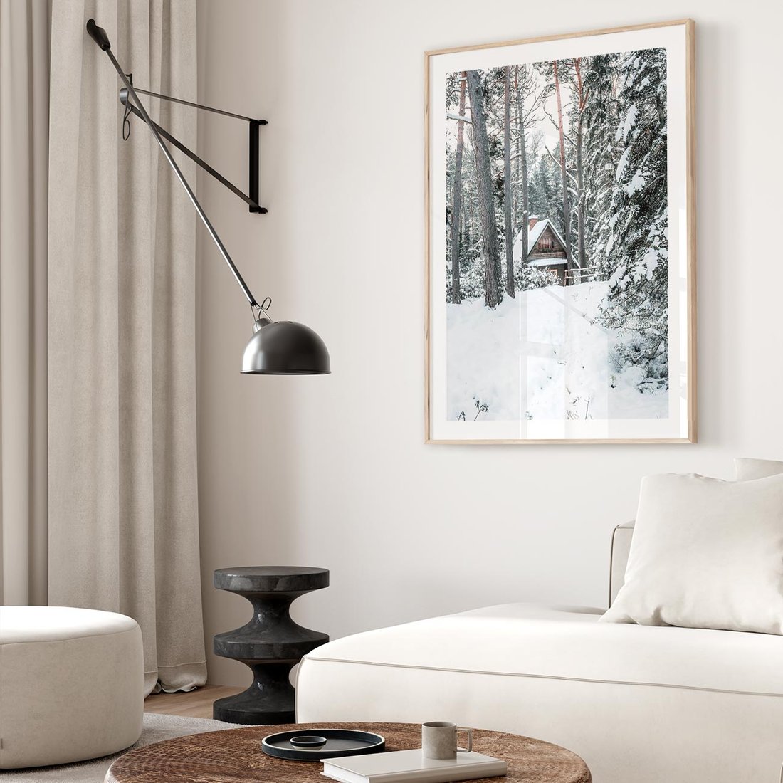 Plakat w ramie 50x70 - Spokój Zimowej Przygody w Lesie - domek w górach w lesie, zima - rama drewno