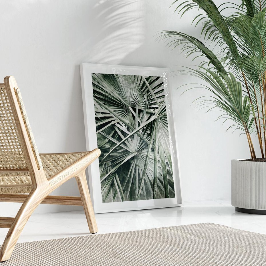 Plakat w ramie 50x70 - Palmy w Zgaszonej Zieleni - palmy, tropikalne liście - rama biała