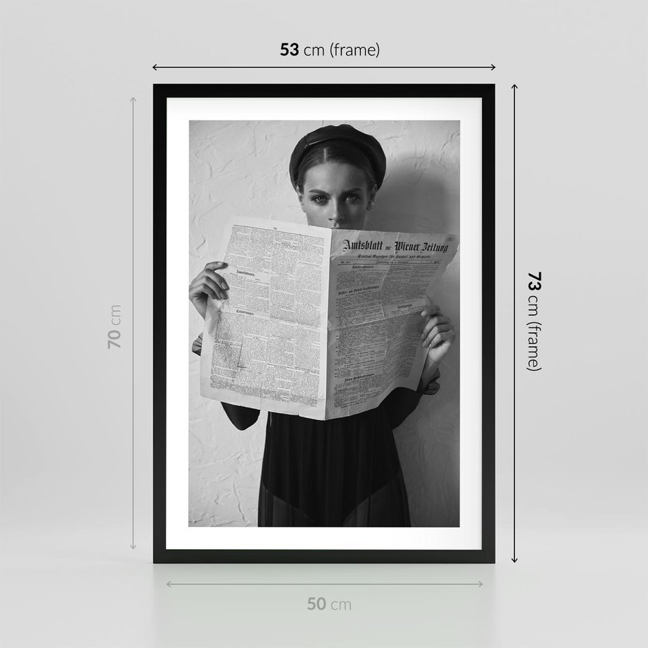 Plakat w ramie 50x70 - Nowe Wiadomości - retro zdjęcie, czarno białe - rama czarna