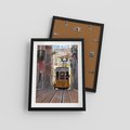 Plakat w ramie 30x40 - Lizbońskie tramwaje - podróż w czasie - Lizbona, tramwaj - rama czarna