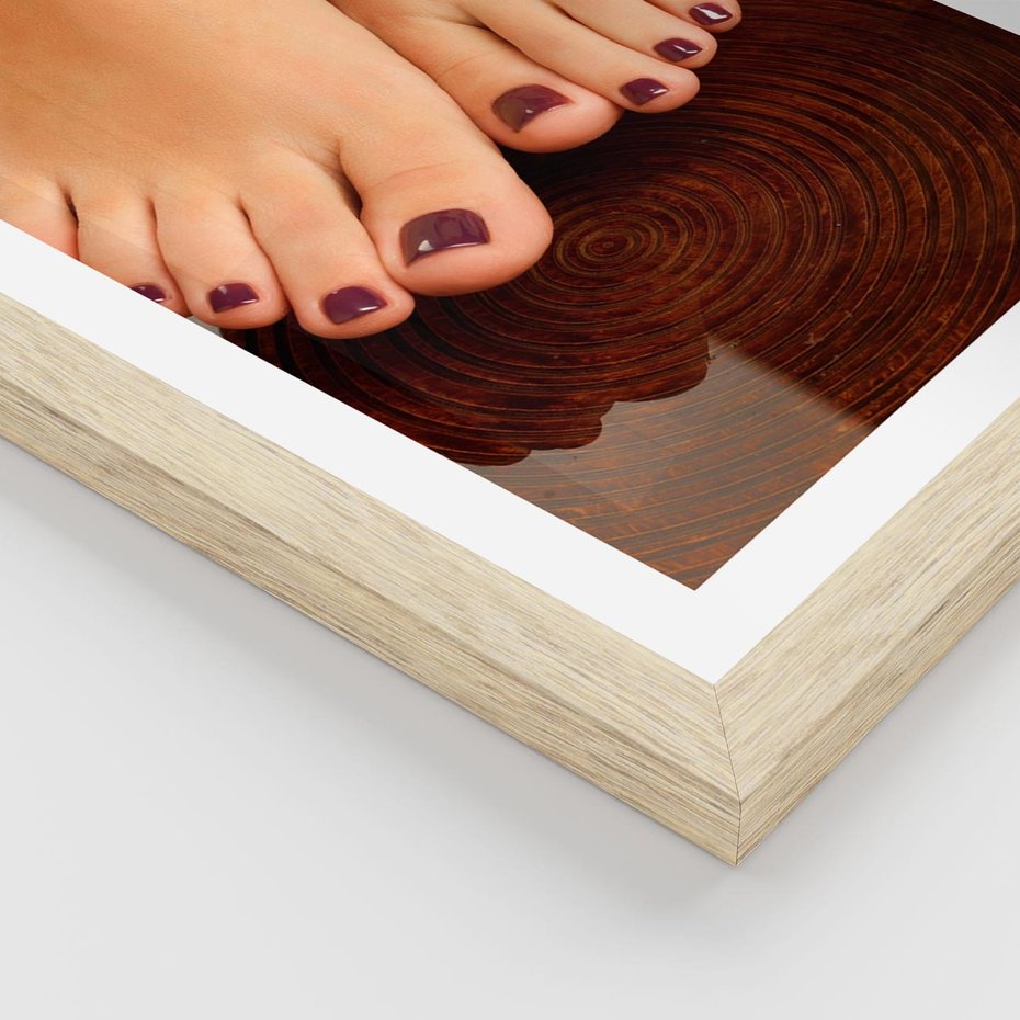 Plakat w ramie 40x50 - Manicure i Pedicure - manicure, pedicure - rama drewno