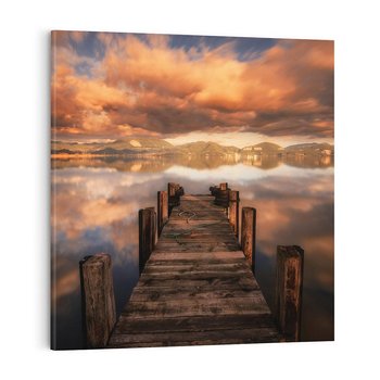 Obraz na płótnie 40x40 - Spacer po molo nad jeziorem - molo, jezioro