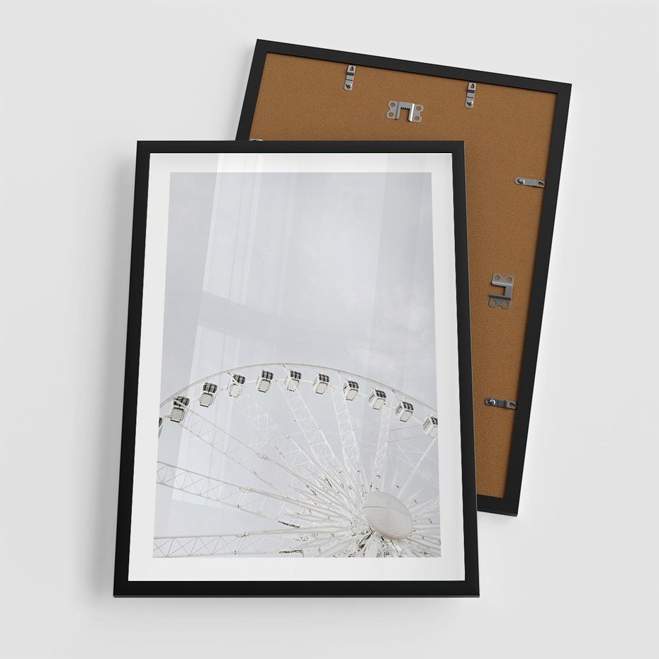 Plakat w ramie 50x70 - Karuzela Młyńska: Nostalgiczne Koło - młyńskie koło, karuzela - rama czarna