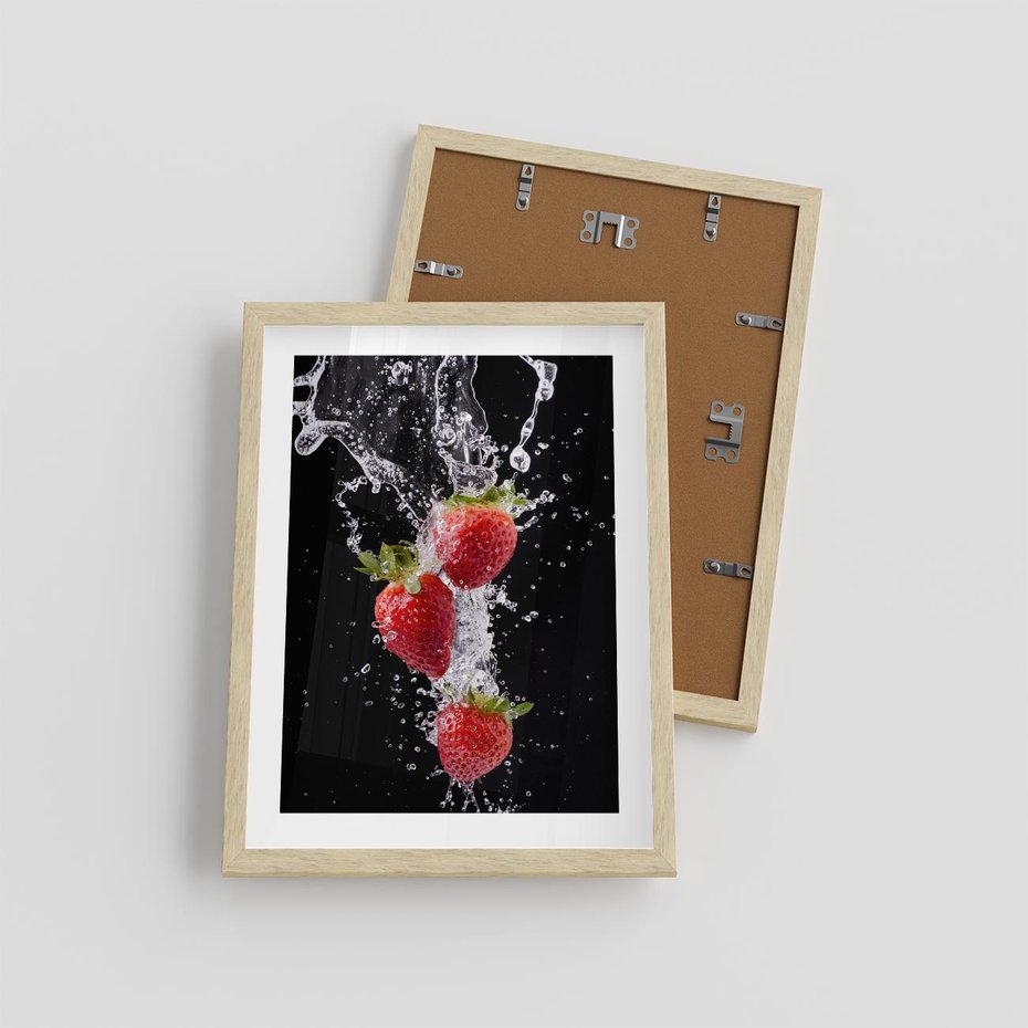Plakat w ramie 30x40 - Słodki urok truskawek - truskawki, owoce - rama drewno