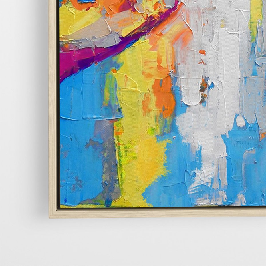 Obraz w ramie 80x120 - Refrakcje wewnętrznego światła - abstrakcyjne dzieło, dłoń trzyma żarówkę - rama drewno