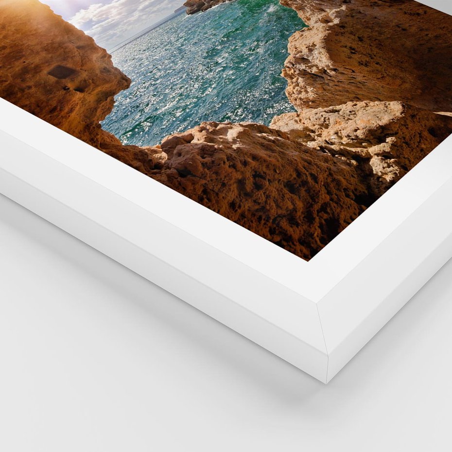 Plakat w ramie 30x40 - Potęga Natury - morze, klify - rama biała