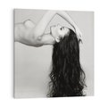 Obraz na płótnie 70x70 - Piękno włosów kobiety w ruchu - włosy, piękno