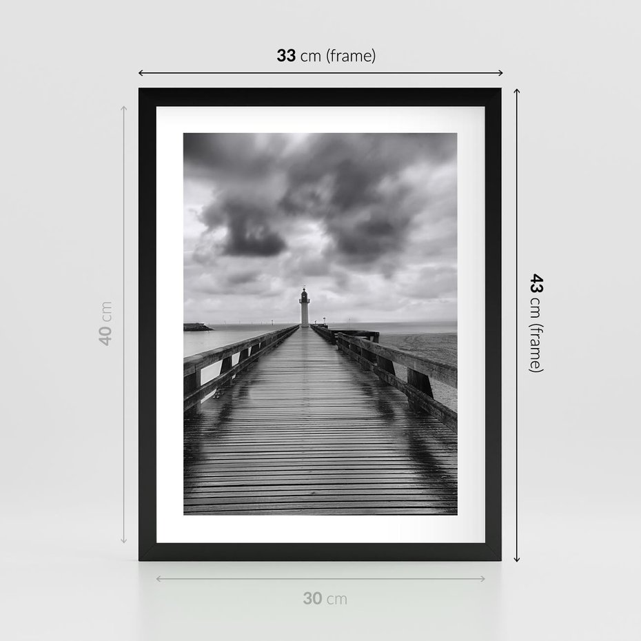 Plakat w ramie 30x40 - Romantyczny pomost z latarnią - pomost, latarnia - rama czarna