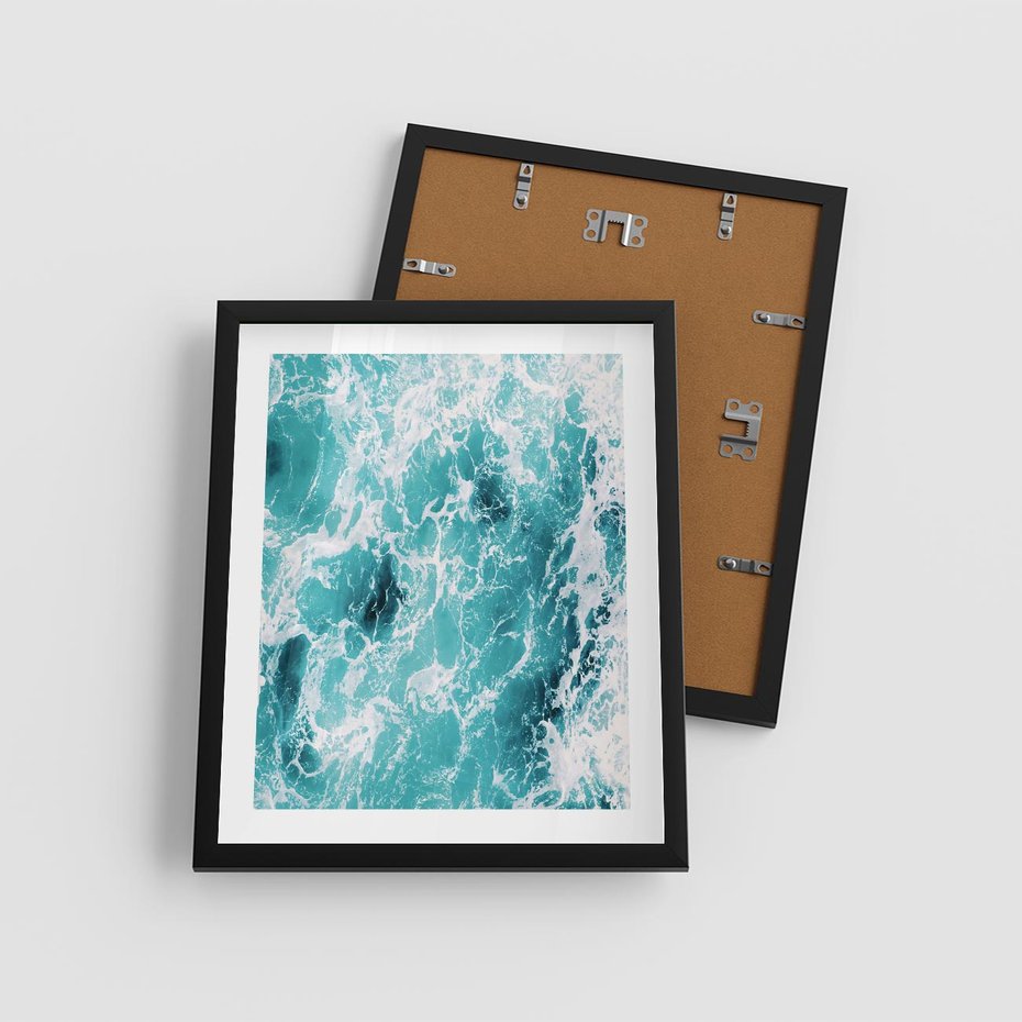 Plakat w ramie 40x50 - Wzburzony Ocean: Widok Z Góry - wzburzony ocean, błękitna woda - rama czarna