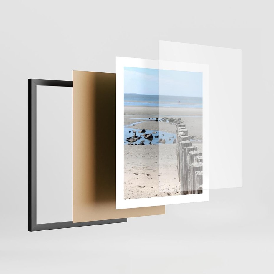 Plakat w ramie 40x50 - Fale na falochronie nad morzem - morze, falochron - rama czarna