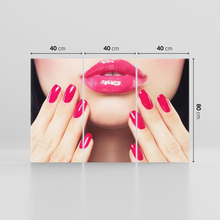 Obraz na płótnie 120x80 - Wyrażenie Piękna - paznokcie, usta