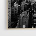 Obraz w ramie 50x50 - Wibracje Miejskiego Życia - miasto, wieżowce - rama drewno