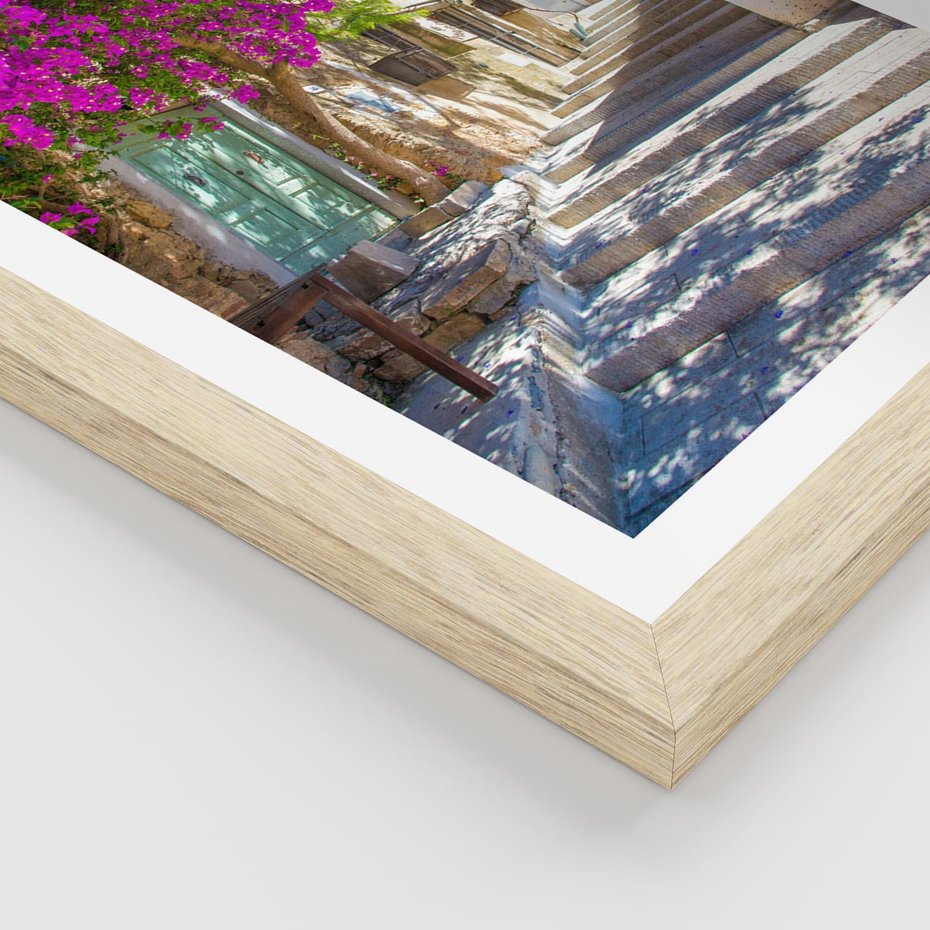 Plakat w ramie 40x50 - Urok Zaklętej Przestrzeni - uliczka, perspektywa - rama drewno