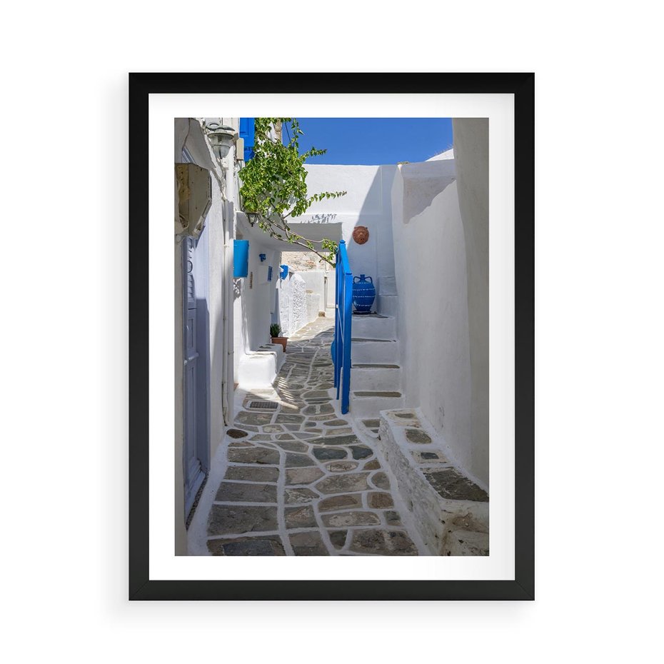 Plakat w ramie 50x70 - Uroki Santorini: Perspektywiczna Uliczka - uliczka, perspektywa - rama czarna