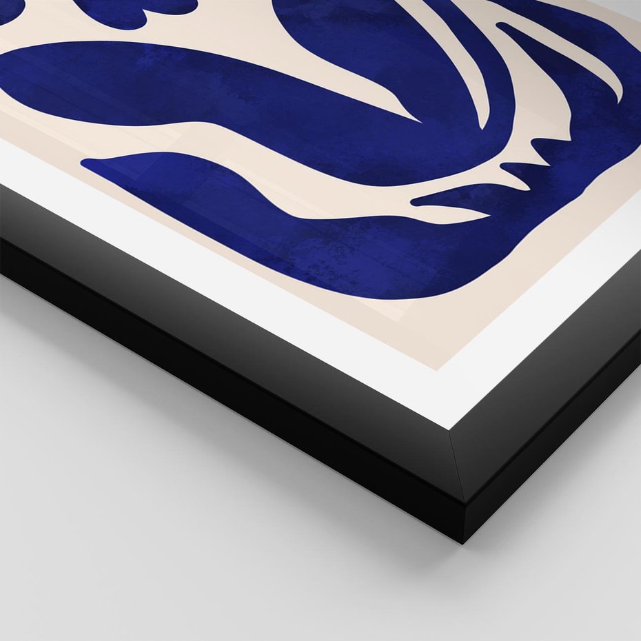 Plakat w ramie 40x50 - Bezgraniczne Echa Serca - abstrakcyjny obraz plakat, dziwne niebieskie kształty przypominają kwiat - rama czarna