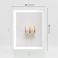 Plakat w ramie 40x50 - Delikatność w Bieli - białe ciateczka. makaroniki, minimalistyczne zdjęcie - rama biała