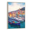 Obraz w ramie 80x120 - Tańczące kolory zachodu - nadmorskie kolorowe miast, kolorowe budynki na brzegu - rama drewno