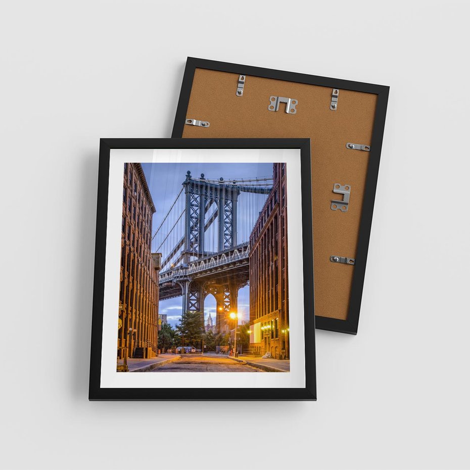 Plakat w ramie 40x50 - Most w mieście - most, miasto - rama czarna