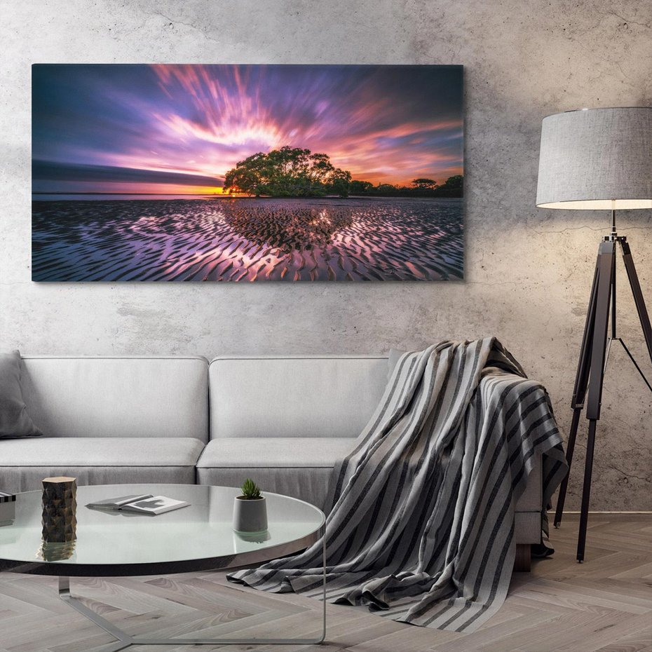 Obraz na płótnie 120x60 - Górska idylla: Domek nad strumykiem - jezioro, wyspa