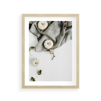 Plakat w ramie 50x70 - Białe Dynie i Przytulny Koc - kompozycja jesienna, białe dynie - rama drewno