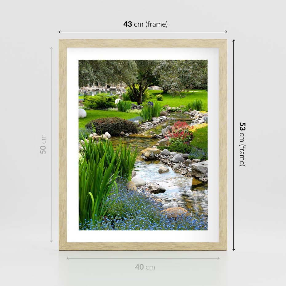Plakat w ramie 40x50 - Ogródowy Strumyk - strumyk, ogród - rama drewno