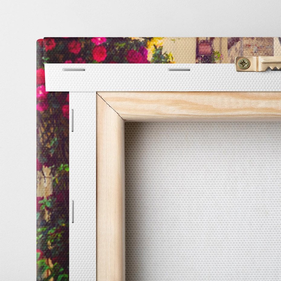 Obraz na płótnie 30x30 - Rowerowa przygoda w uliczkach pełnych perspektywy - uliczka, perspektywa