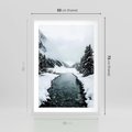 Plakat w ramie 50x70 - Zimowa Przyroda: Rzeka, Góry i Śnieg - zima, rzeka - rama biała