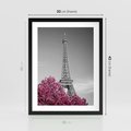 Plakat w ramie 30x40 - Różowy Paryż - czarno białe zdjęcie, wieża eiffla - rama czarna