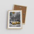Plakat w ramie 30x40 - Taksówki w Nowym Jorku - taksówki, Nowy Jork - rama drewno