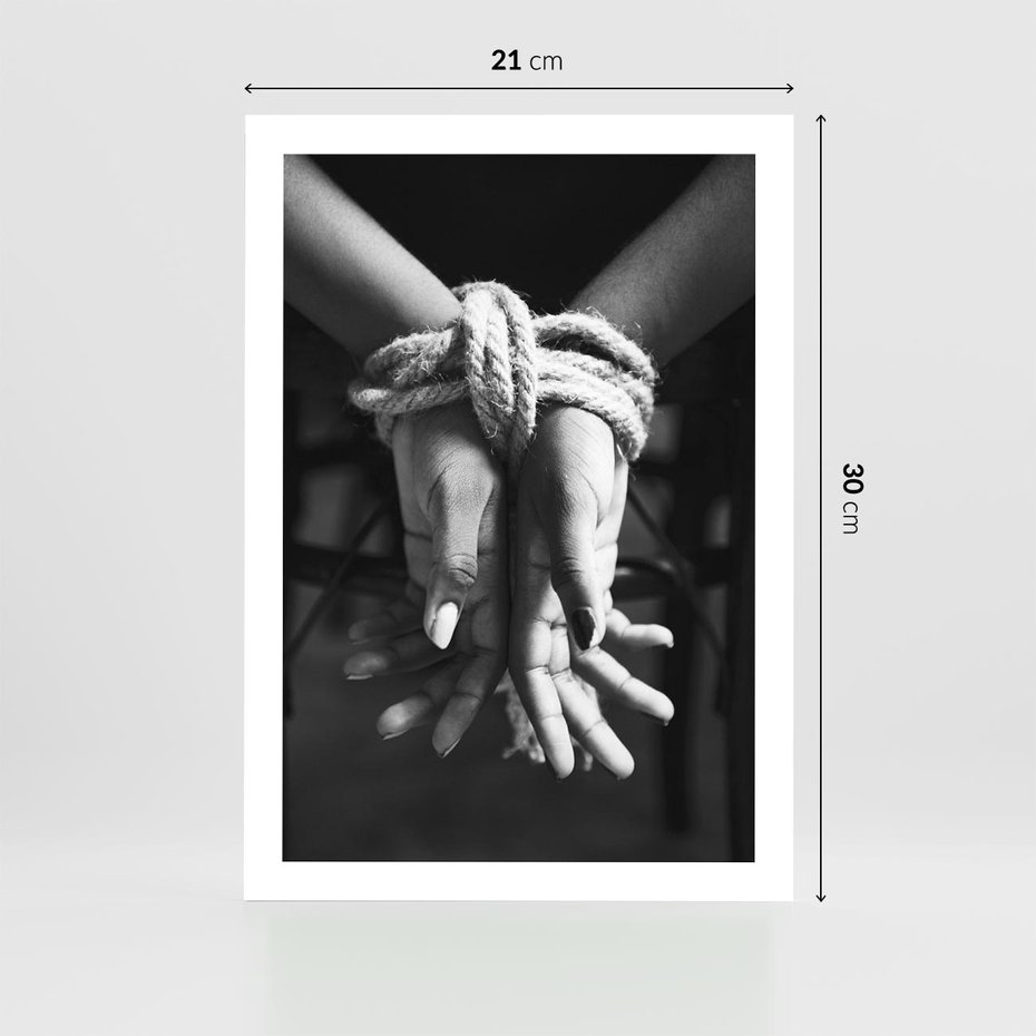 Plakat bez ramy 21x30 - Splątane Uczucia - czarno biała fotografia, artystyczna