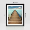 Plakat w ramie 40x50 - Pomost nad morską przestrzenią - pomost, morze - rama czarna