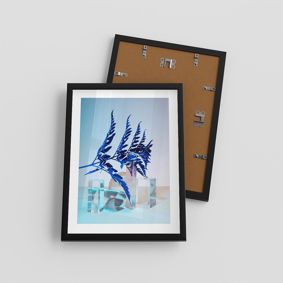 Plakat w ramie 30x40 - Intensywny Kolor Natury - liście, kobalt - rama czarna