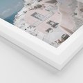 Plakat w ramie 50x70 - Śródziemnomorski Urok - zdjęcie Santorini, białe budynki - rama biała