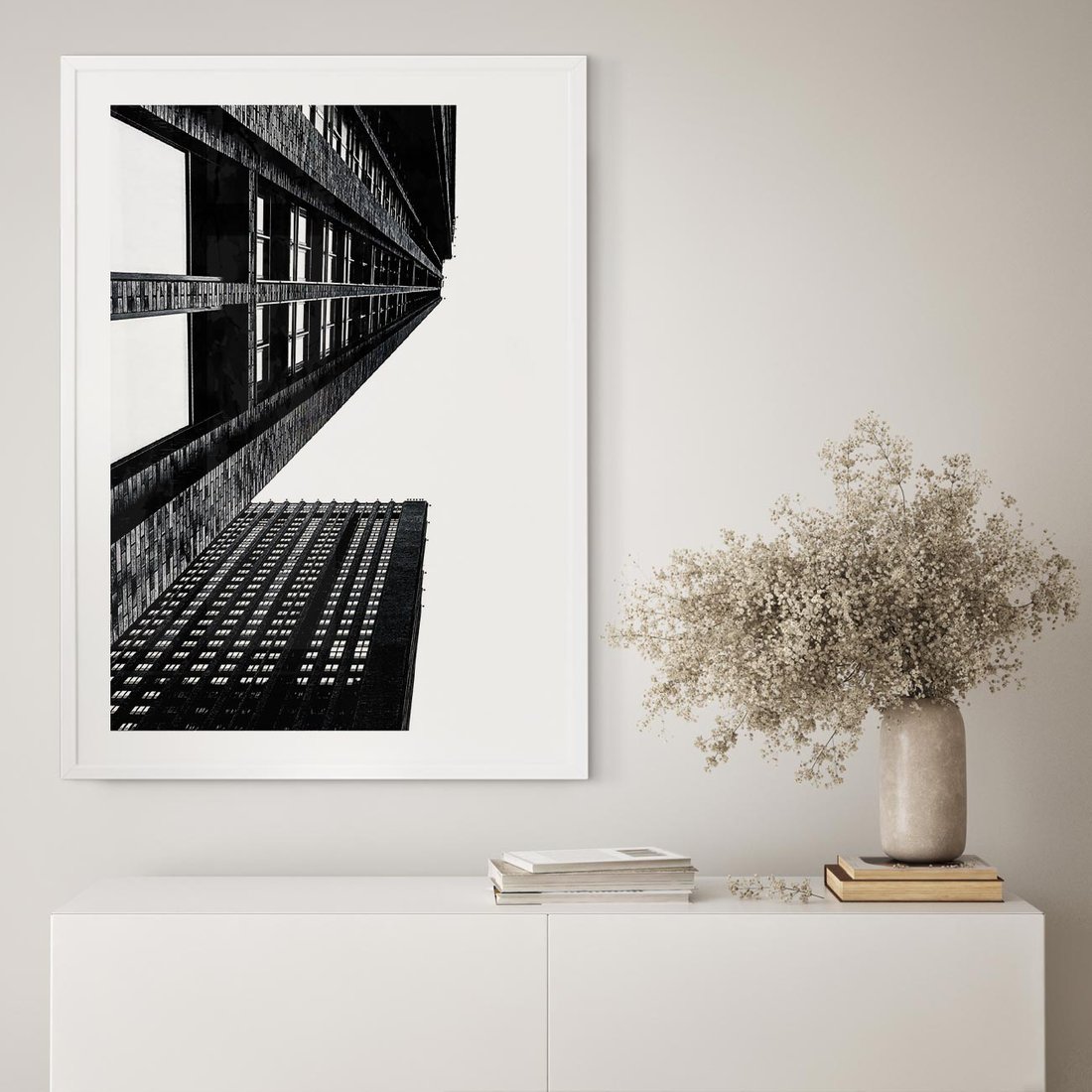 Plakat w ramie 50x70 - Geometryczna Asymetria - architektura, czarno białe zdjęcie - rama biała