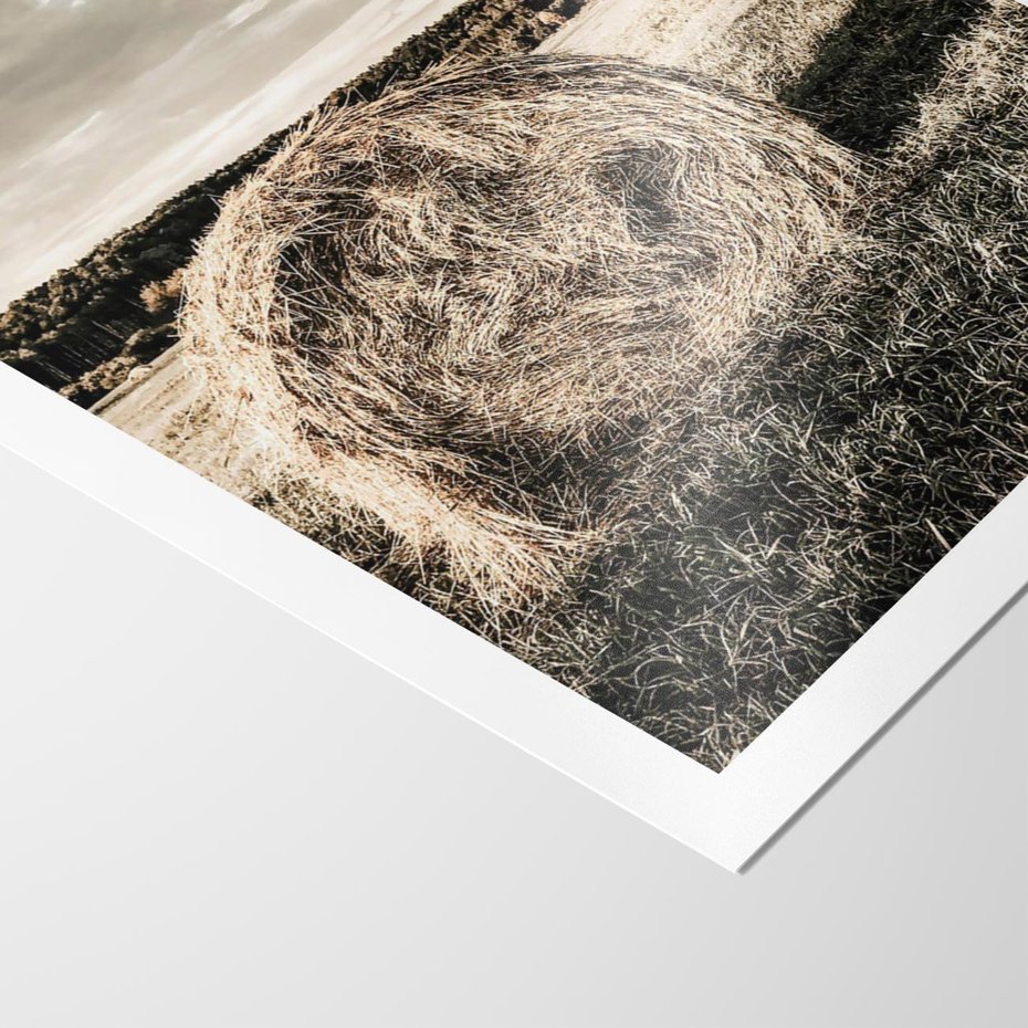 Plakat bez ramy 21x30 - Ciepło Natury - snopki siana, pole