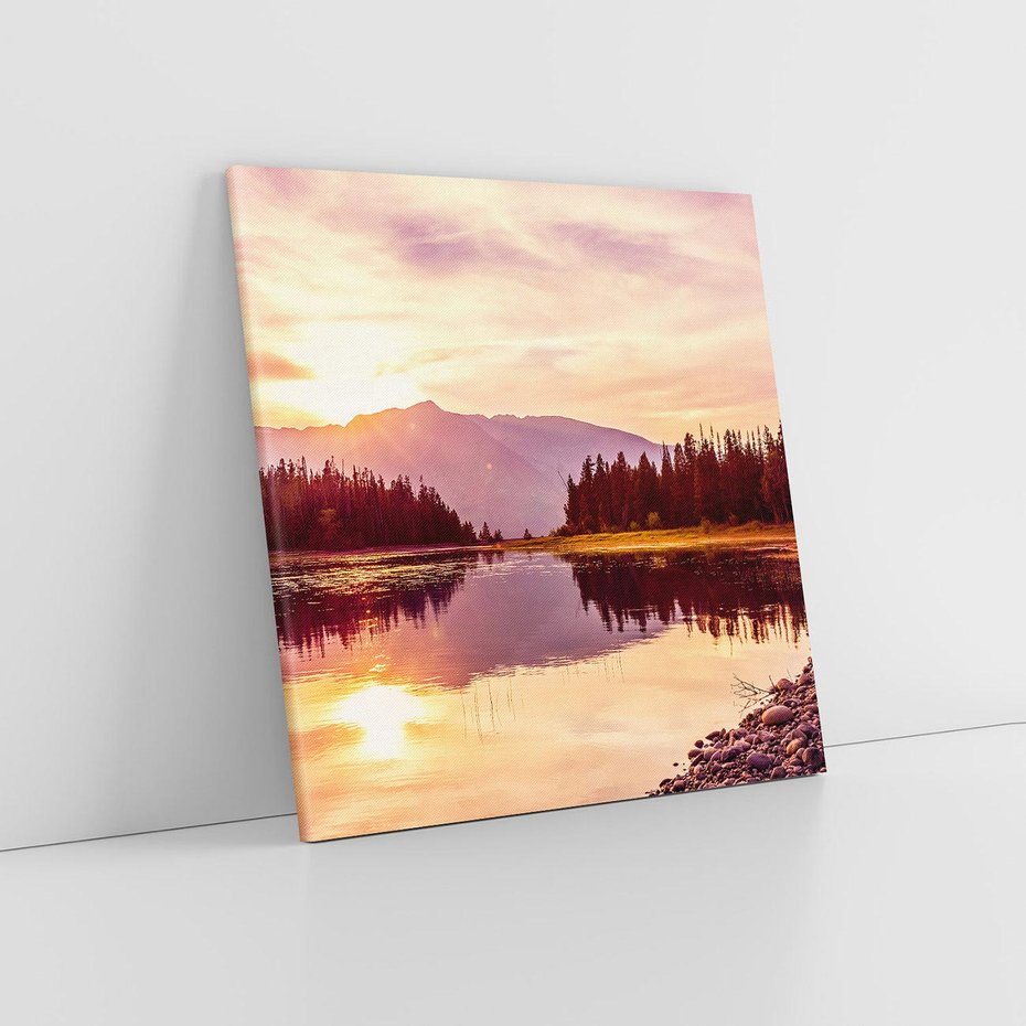 Obraz na płótnie 30x30 - Harmonia natury - góry, jezioro