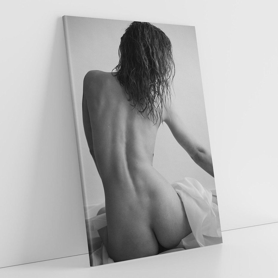 Obraz na płótnie 50x70 - Piękno o Poranku - czarno biała fotografia, akt kobiecy