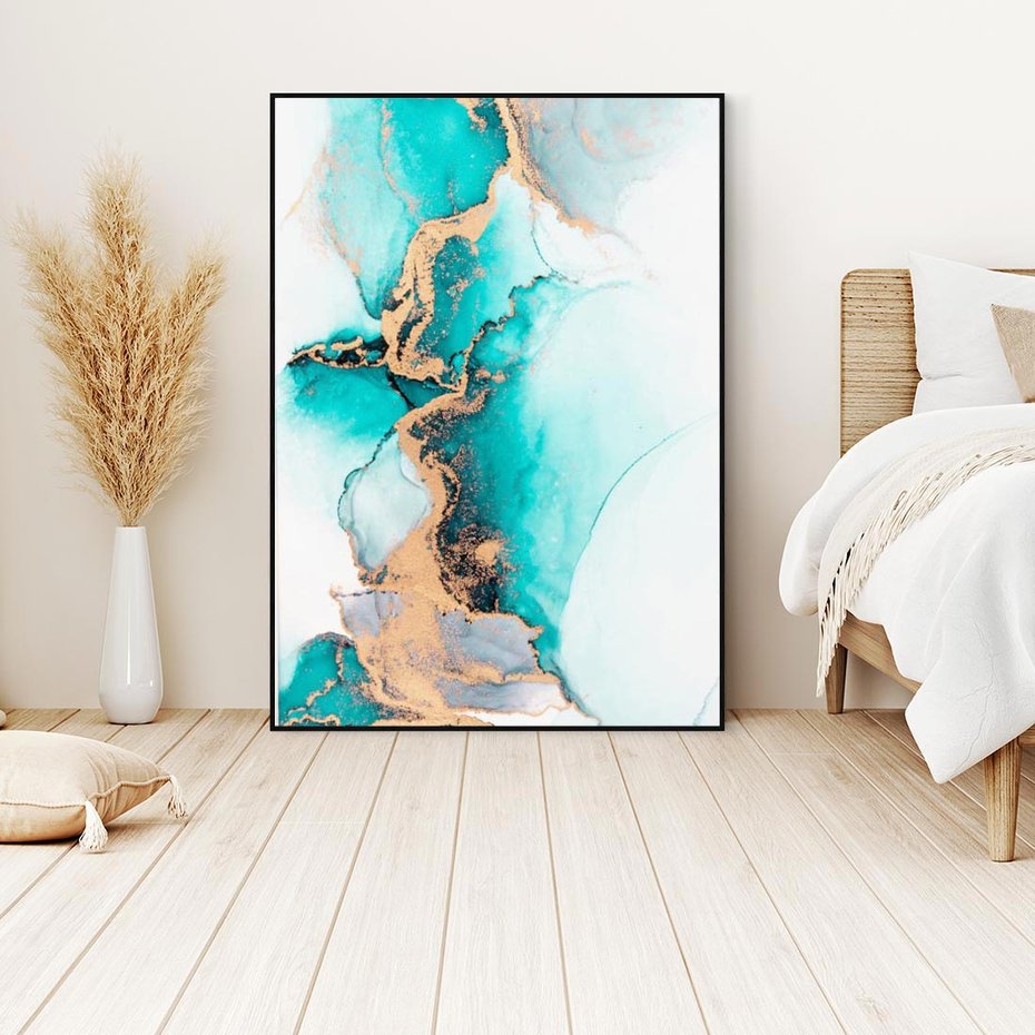 Obraz w ramie 50x70 - Elegancja i Subtelność - marmur, złoto - rama czarna