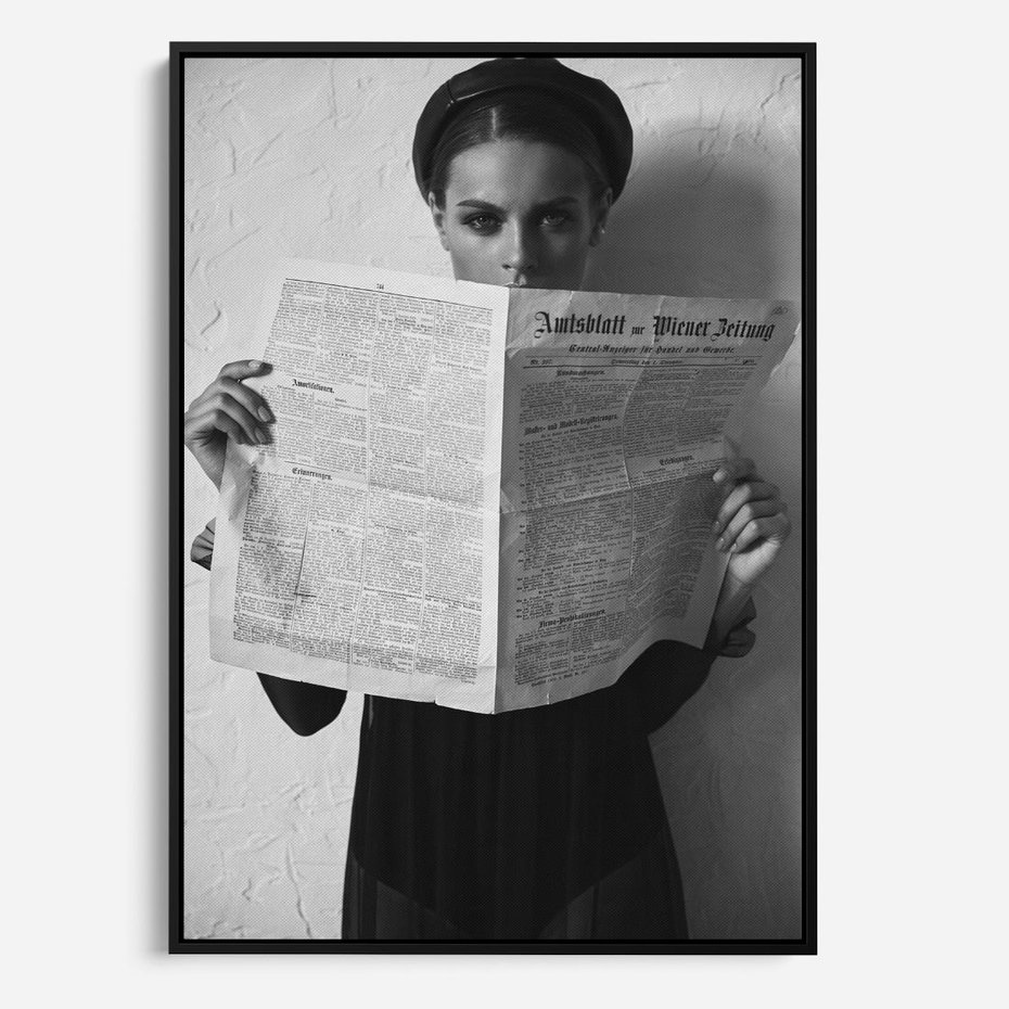 Obraz w ramie 70x100 - Nowe Wiadomości - retro zdjęcie, czarno białe - rama czarna