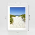 Plakat w ramie 40x50 - Relaks nad Morskimi Wzgórzami - plaża, wydmy - rama biała